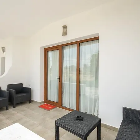 Infinity Apartment Naxos City