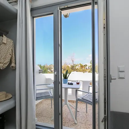 Infinity Apartamento Naxos City